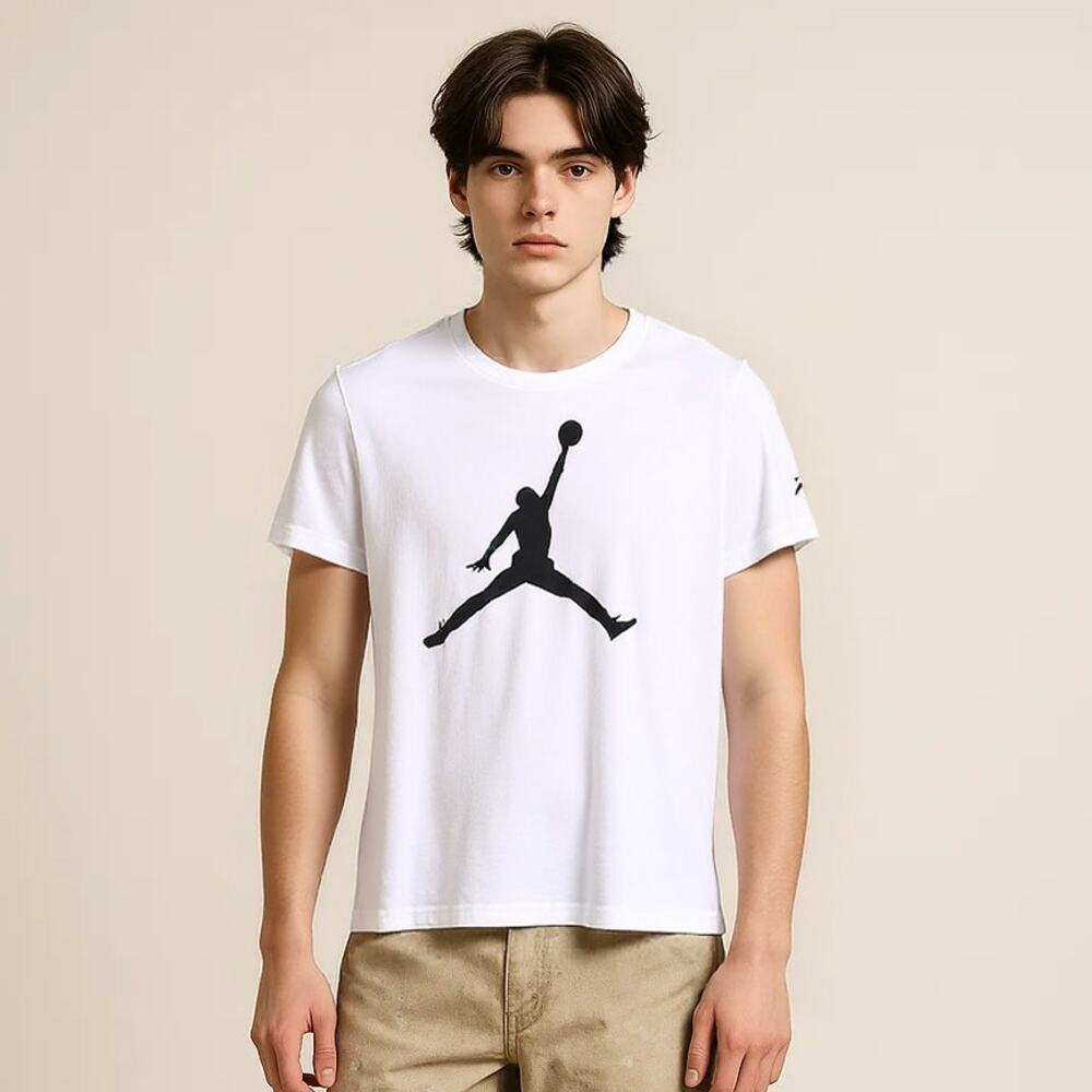 NWT Boy's Nike Jordan Jumpman Logo T-Shirt White M